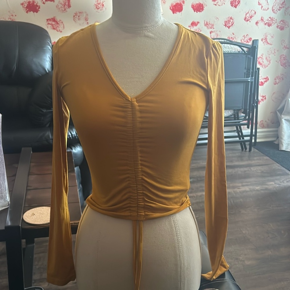 Long sleeve tops